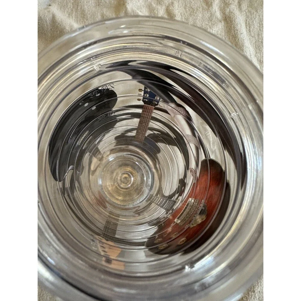 Tervis 24 oz. Guitars Rock Country Band Tumbler with Lid